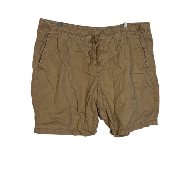 GAP Khaki Easy Shorts 9 inch Drop Size XL - Picture 1 of 7